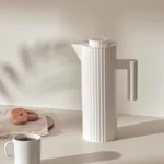 Alessi Plisse Isı Yalıtımlı Sürahi 1 Lt Siyah - Görsel 2