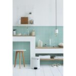 BRABANTİA NEWICON WHITE PEDALLI ÇÖP KUTUSU 5L 112065 - Görsel 2