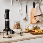 KitchenAid Aksesuarlı El Blenderı - 5KHBV83(5KHBV83EBM)Black Matte - Görsel 2