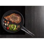 TEFAL Titanyum 3X Ultimate İndüksiyon Tabanlı Tava - 20 cm 2100118304 - Görsel 2